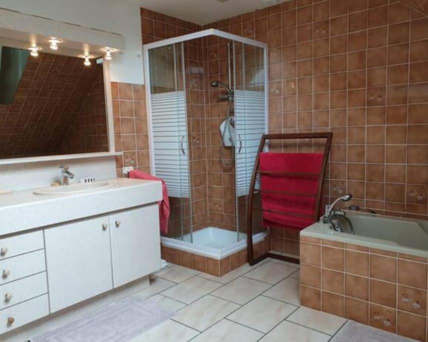 Maison En Pierre Au Milieu Du Bocage Coulouvray-Boisbenatre Luaran gambar